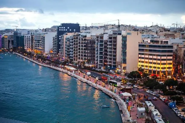 Apartment Stunning Sliema Penthouse With Spacious Terrace By 360 Estates