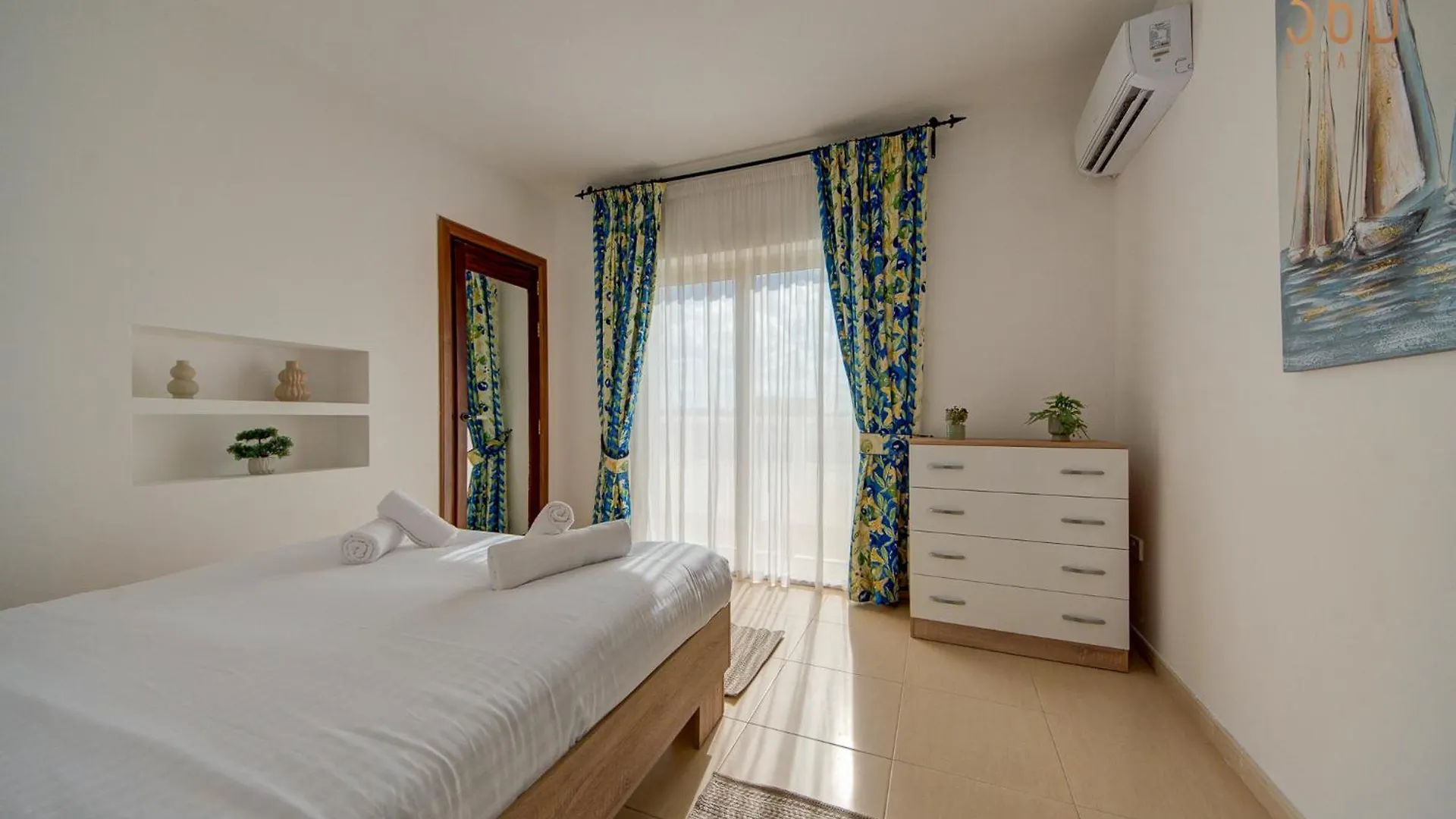 Stunning Sliema Penthouse With Spacious Terrace By 360 Estates 0*,
