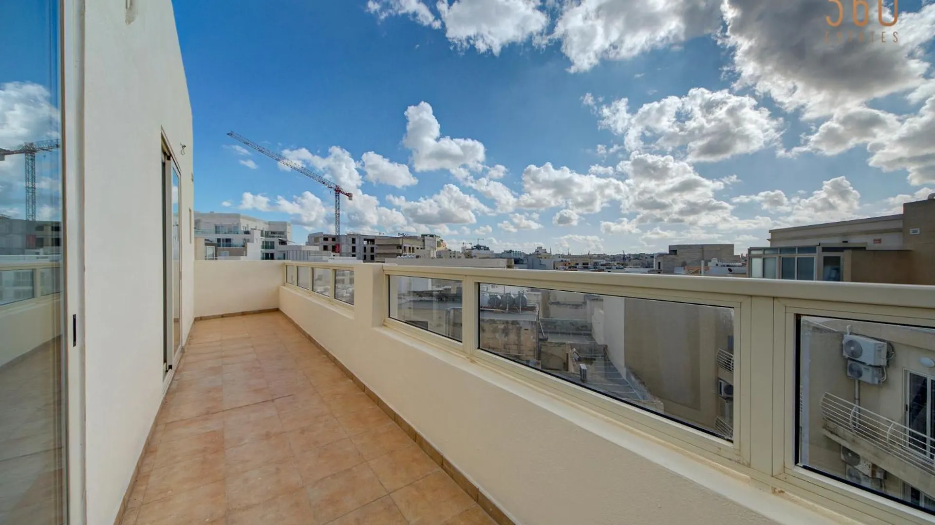 Stunning Sliema Penthouse With Spacious Terrace By 360 Estates Malta